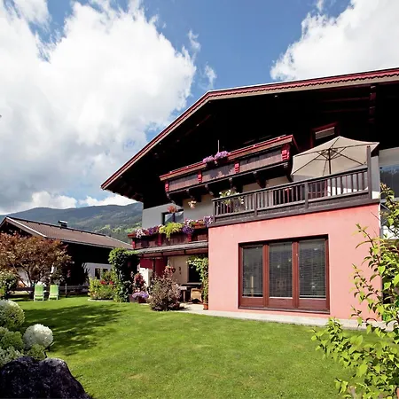 Apartment In With Balcony Bramberg am Wildkogel